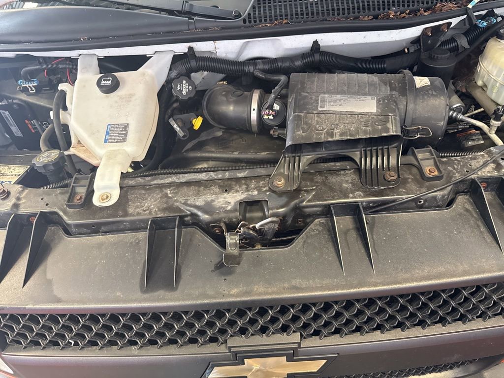 Used 2014 Chevrolet Express 1500 image 24