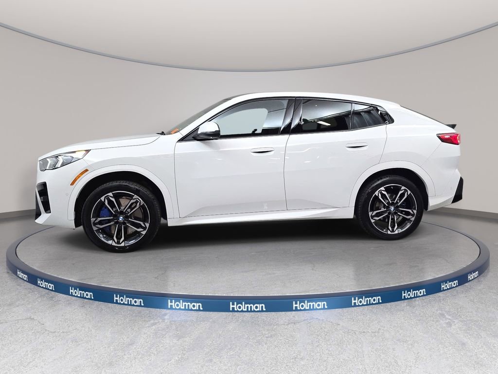 Used 2025 BMW X2 xDrive28i w/ M Sport Package AWD/4WD image 9