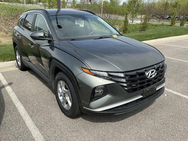 Used 2022 Hyundai Tucson SEL image 3