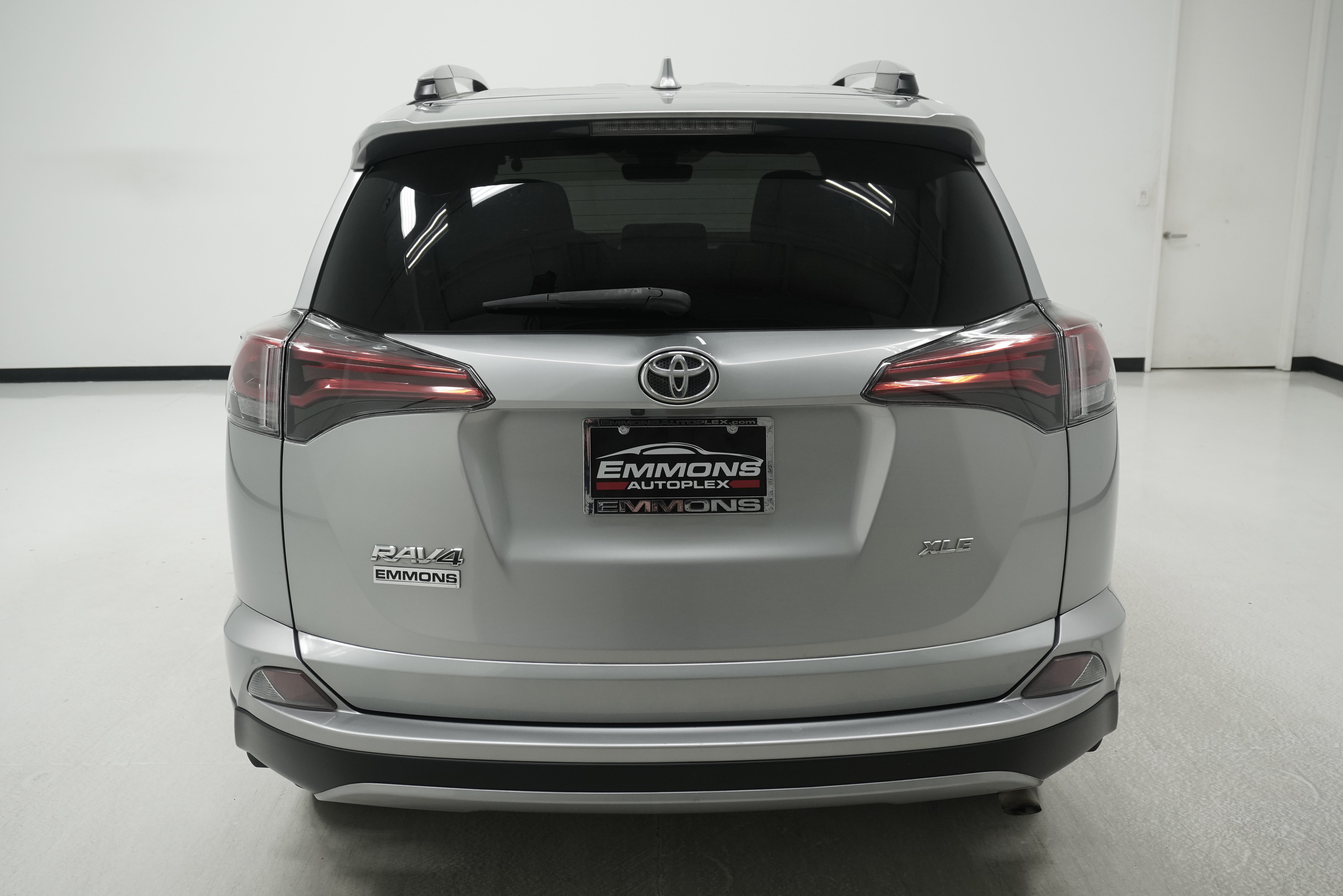 Used 2017 Toyota RAV4 XLE w/ Plus Special Value Package FWD image 5