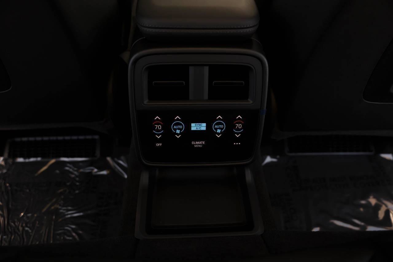 New 2025 Porsche Taycan 4S image 74
