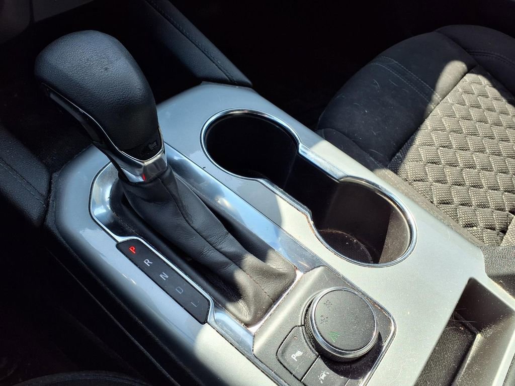 Used 2022 Chevrolet Blazer LT FWD image 24