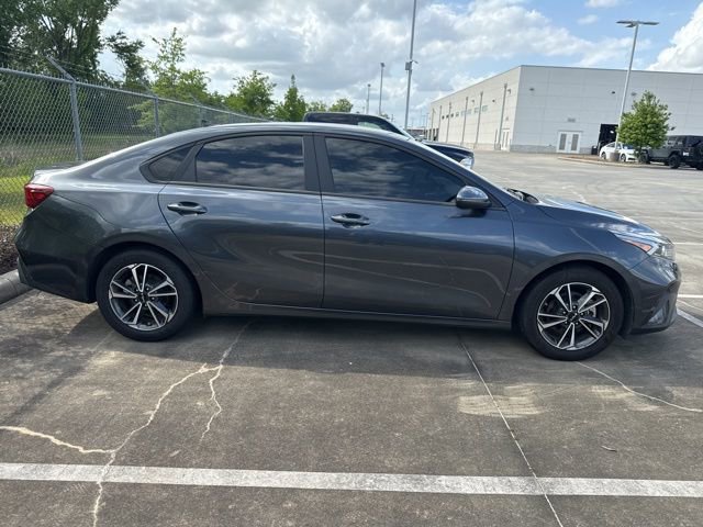 Used 2023 Kia Forte LXS w/ LXS Technology Package FWD image 6