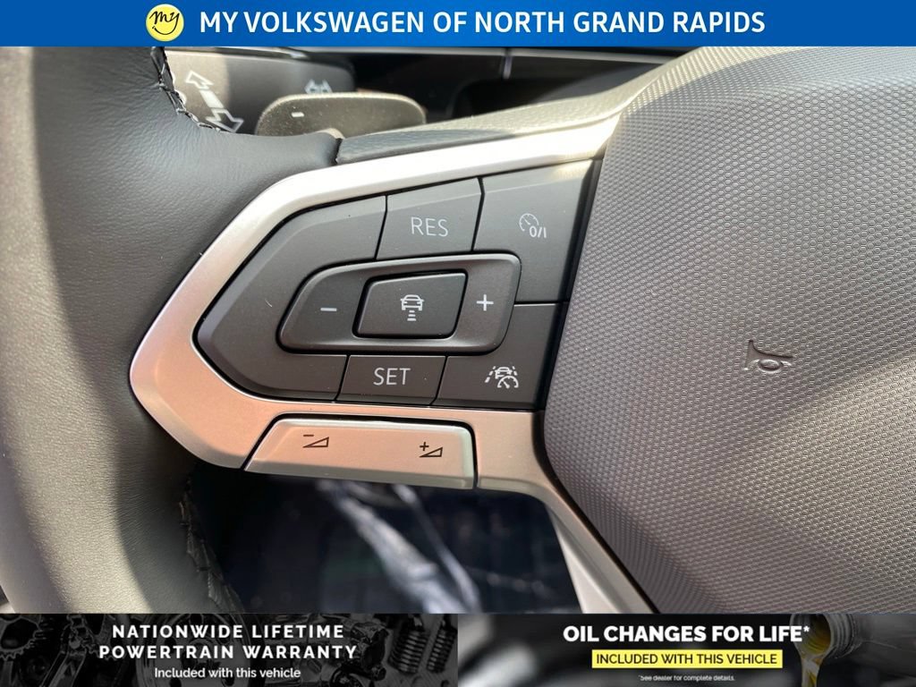 New 2026 Volkswagen Atlas SEL Premium R-Line AWD/4WD image 12