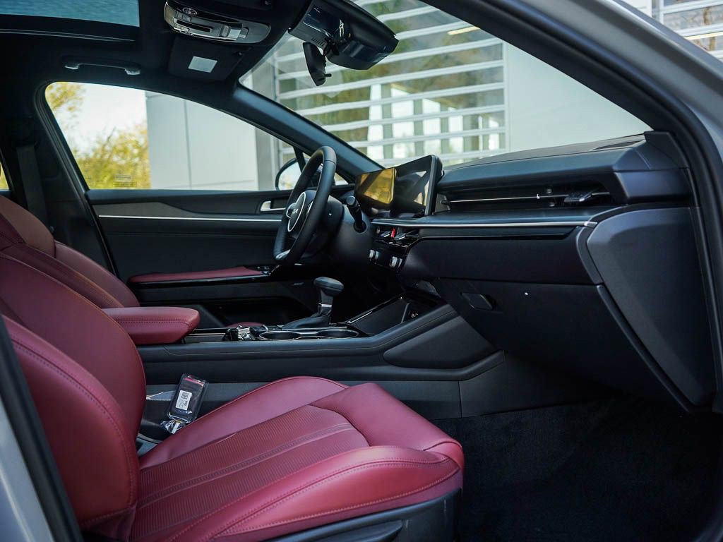 New 2026 Kia K5 GT-Line w/ GT-Line Premium Package image 9
