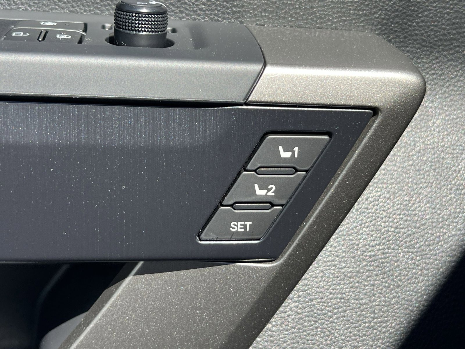 New 2026 Toyota Sequoia Platinum AWD/4WD image 24