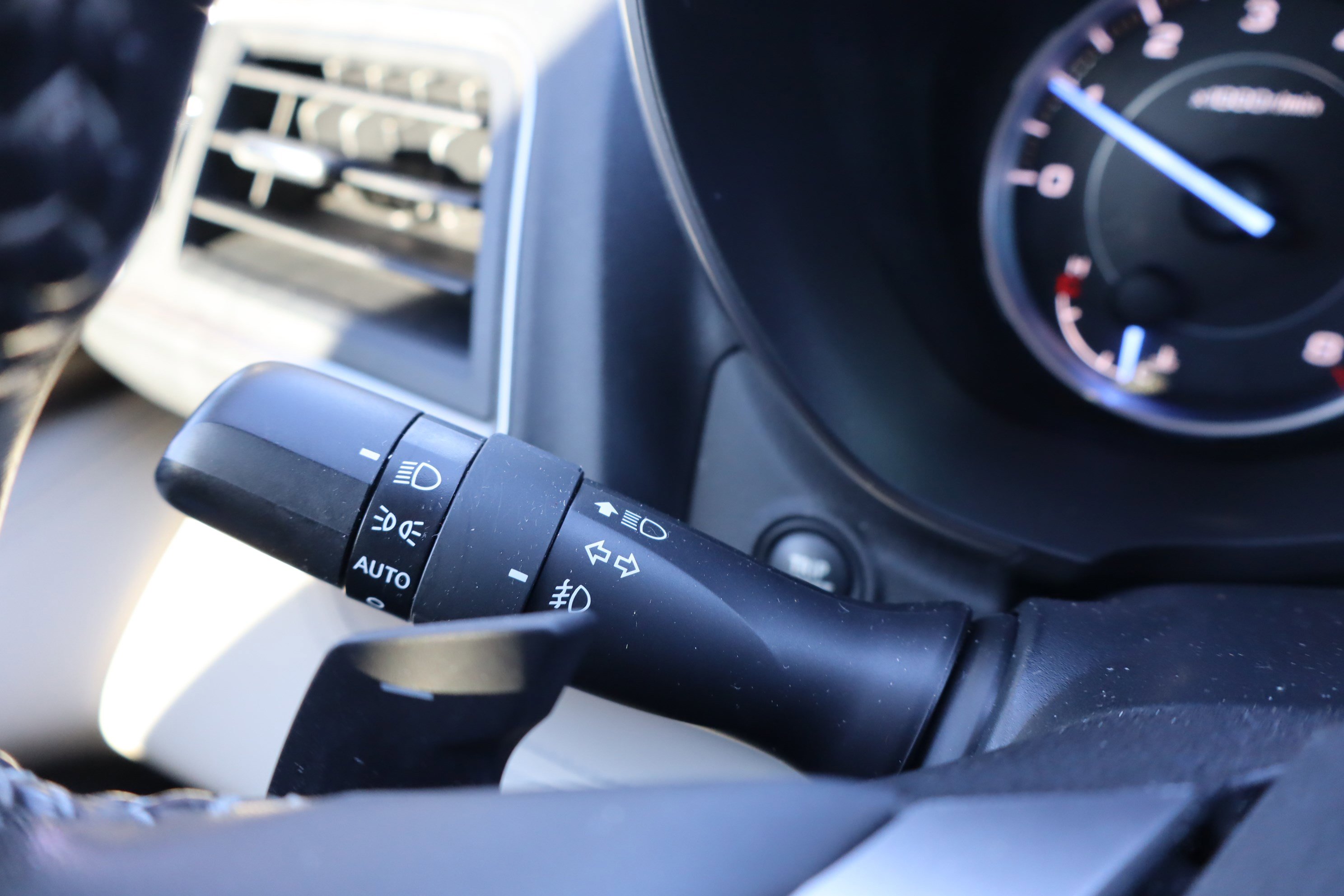 Used 2021 Subaru Ascent Touring w/ Popular Package #2A image 23