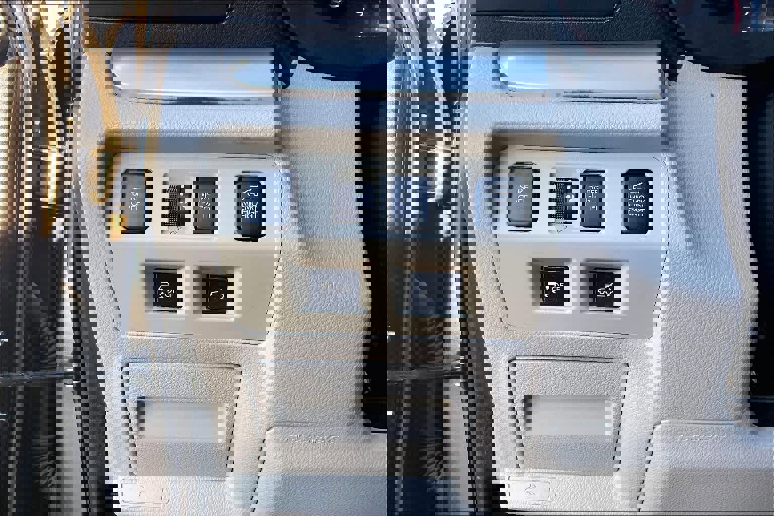 Used 2018 Subaru Forester 2.5i Premium image 32