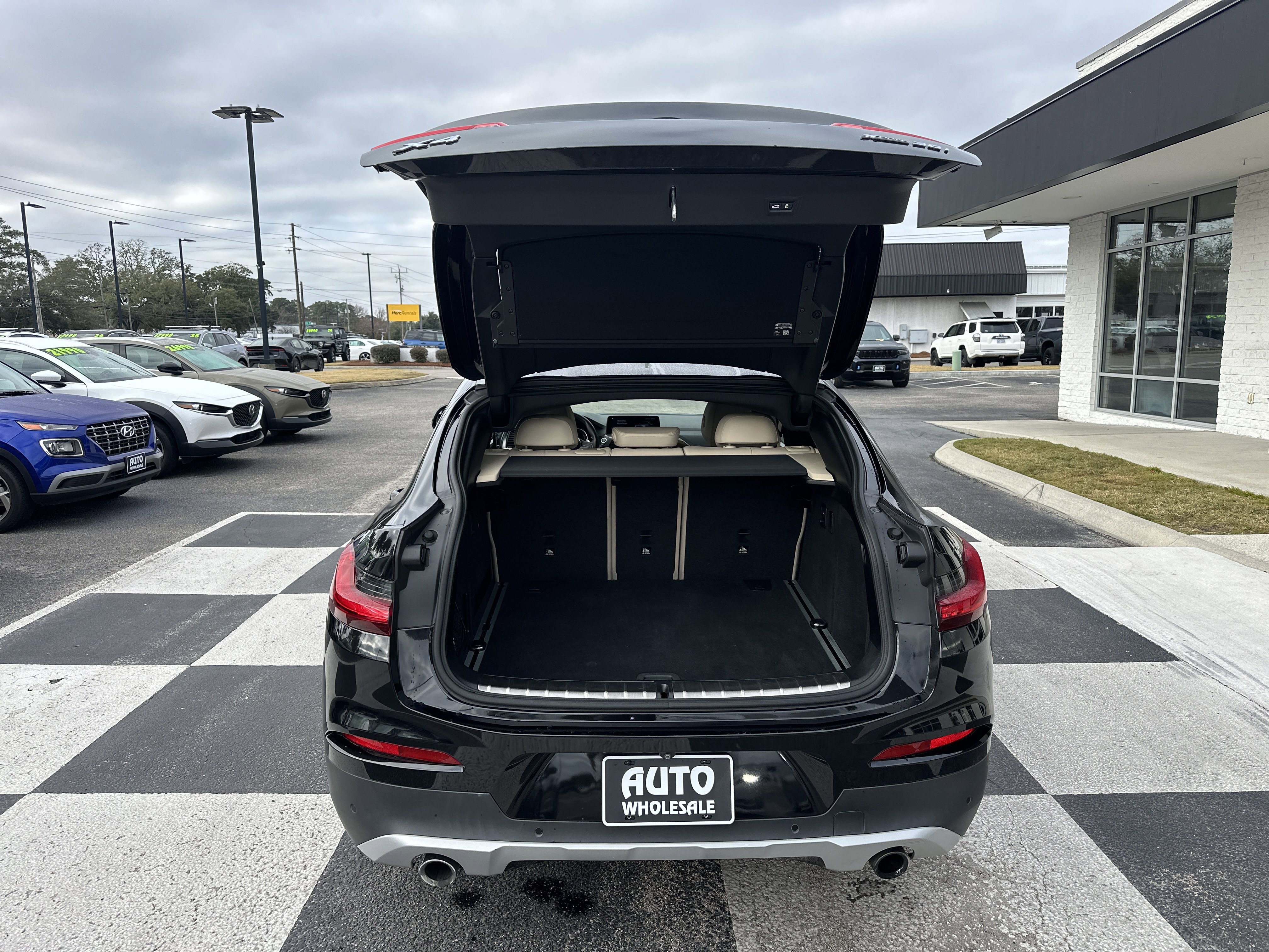 Used 2019 BMW X4 xDrive30i w/ Premium Package image 5