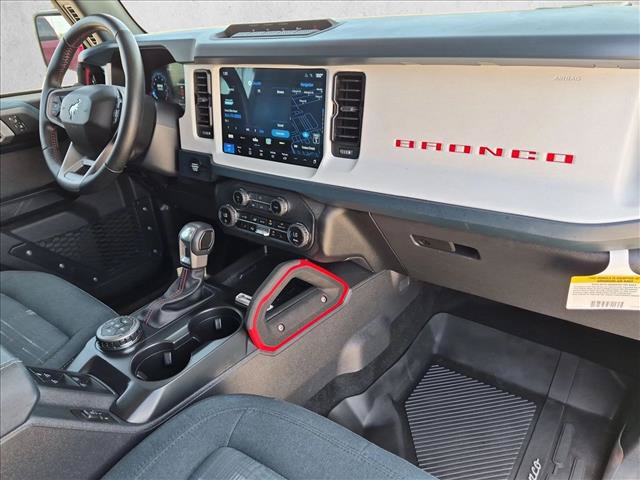 Used 2025 Ford Bronco Heritage Edition AWD/4WD image 22