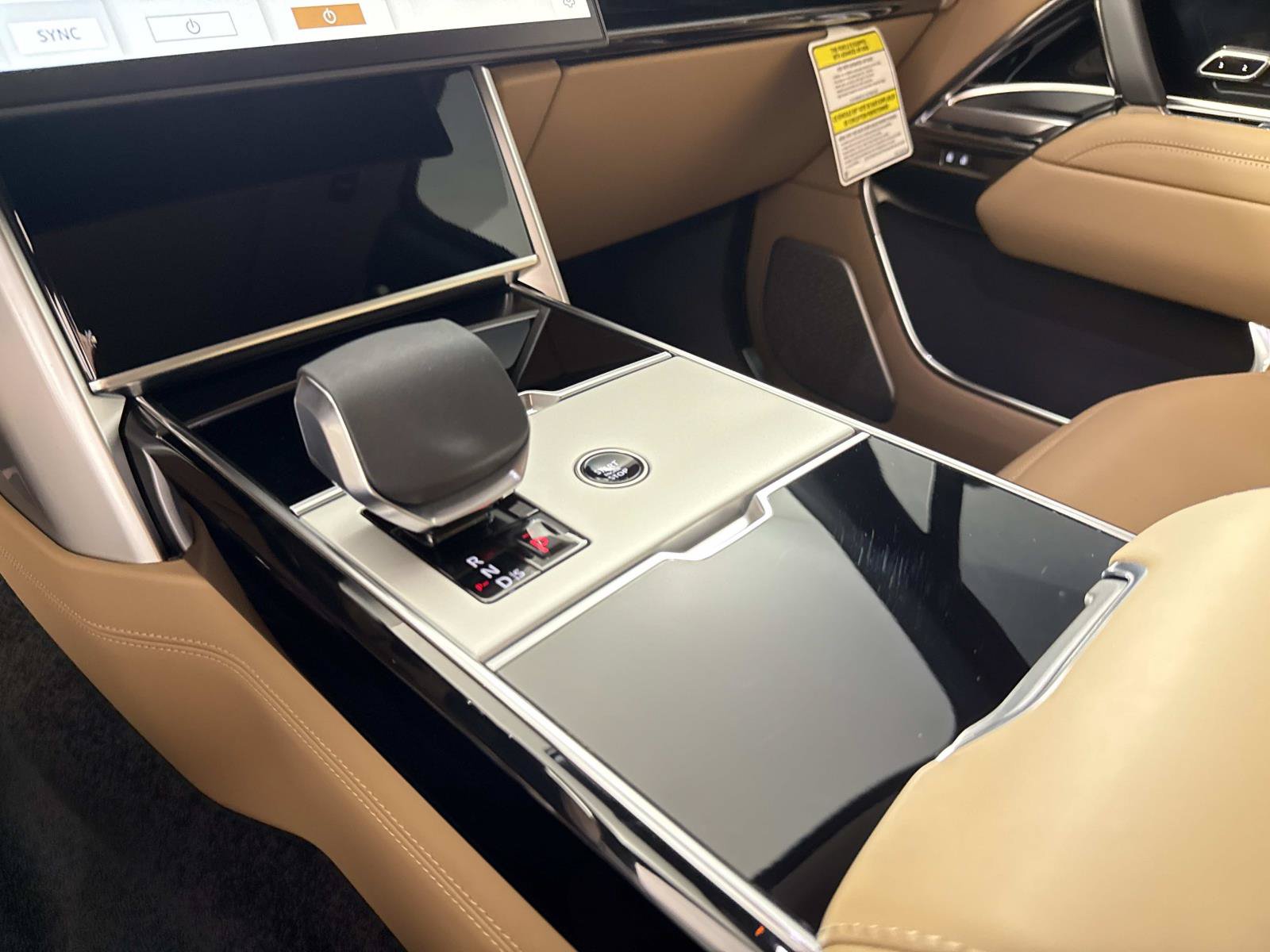 New 2026 Land Rover Range Rover Autobiography AWD/4WD image 29