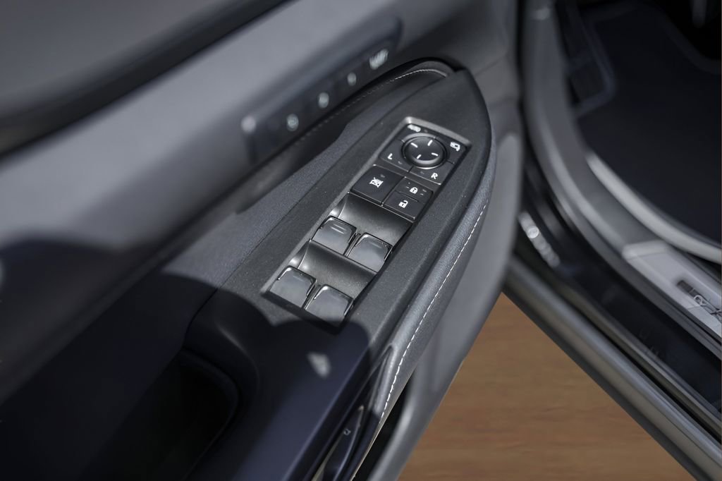 Used 2024 Lexus NX 350 F Sport image 23