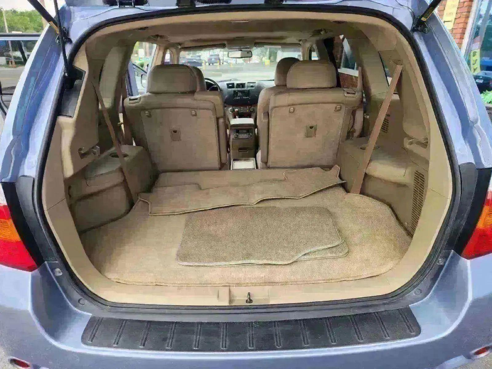 Used 2010 Toyota Highlander Limited image 37