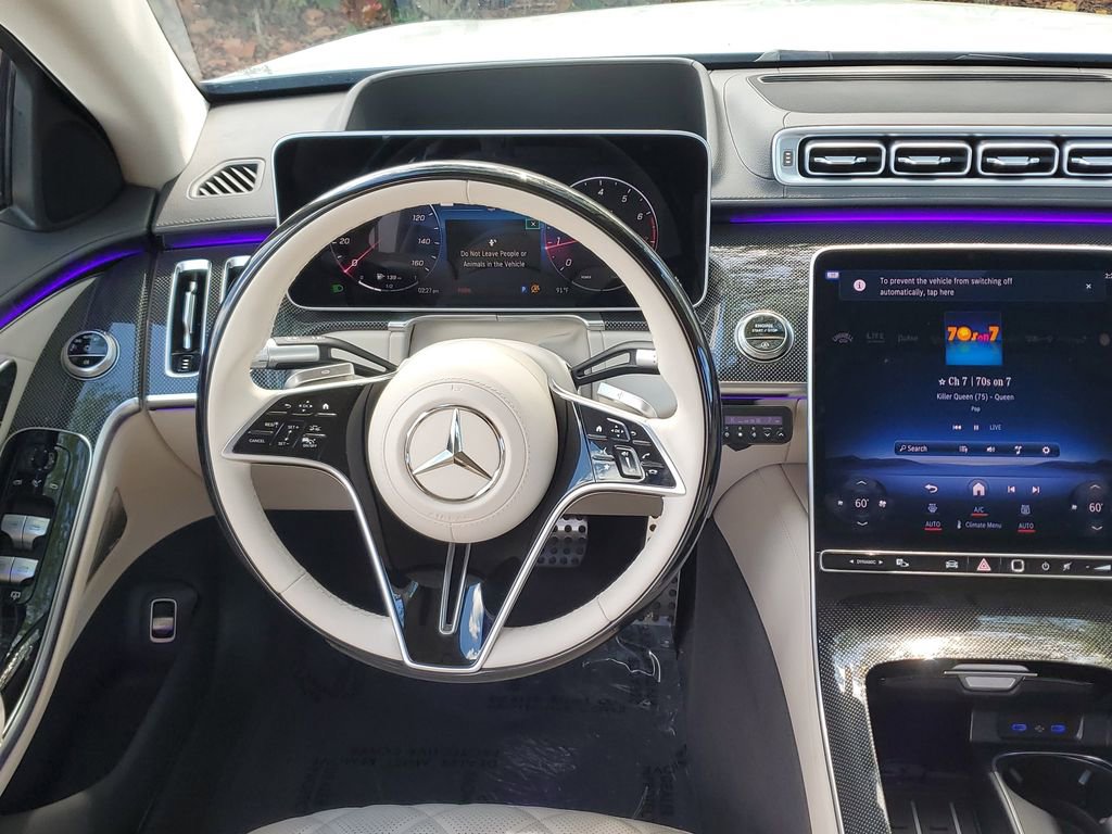 Used 2025 Mercedes-Benz S 580 4MATIC Sedan image 18