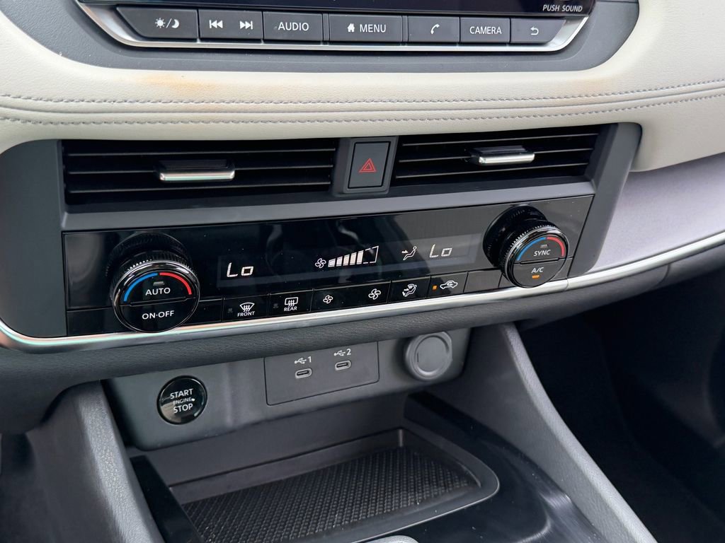 Certified 2024 Nissan Rogue SV FWD image 20