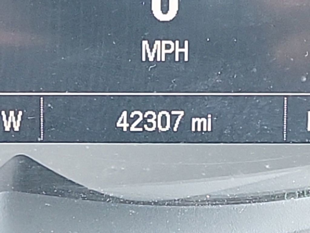 Used 2021 Chevrolet Trax LT w/ Premium Seat Package image 25