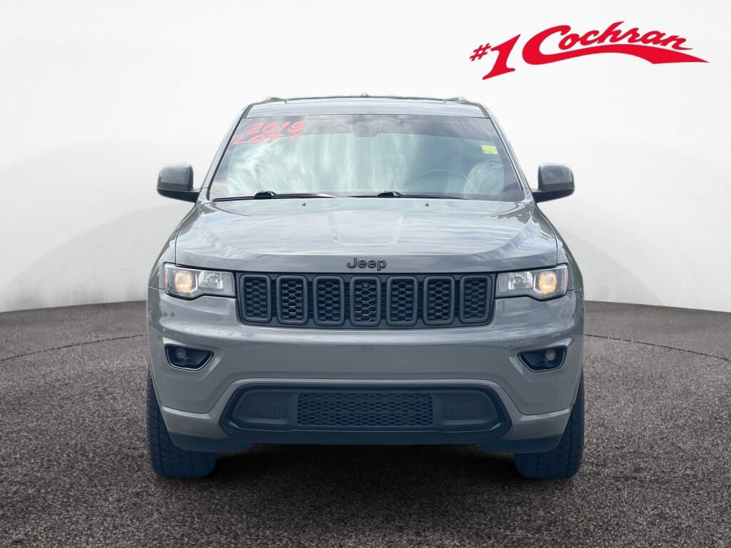 Used 2019 Jeep Grand Cherokee Altitude AWD/4WD image 36