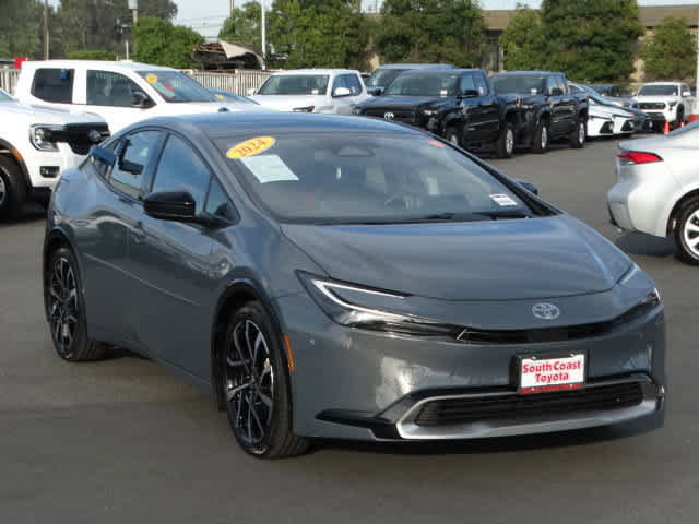 Used 2024 Toyota Prius Prime Premium w/ Advanced Technology Package FWD image 2