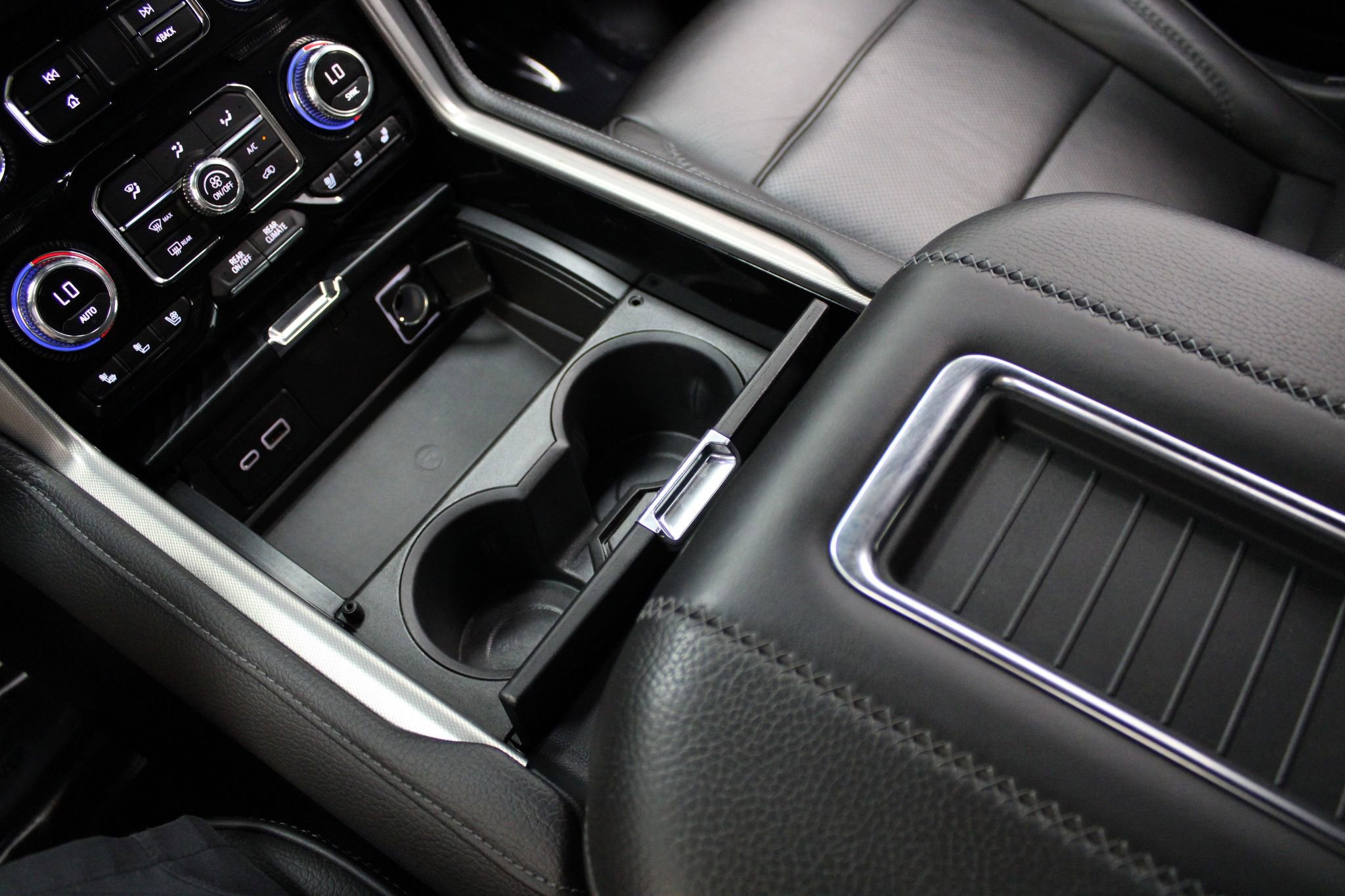 Used 2022 GMC Yukon Denali w/ Max Trailering Package image 42