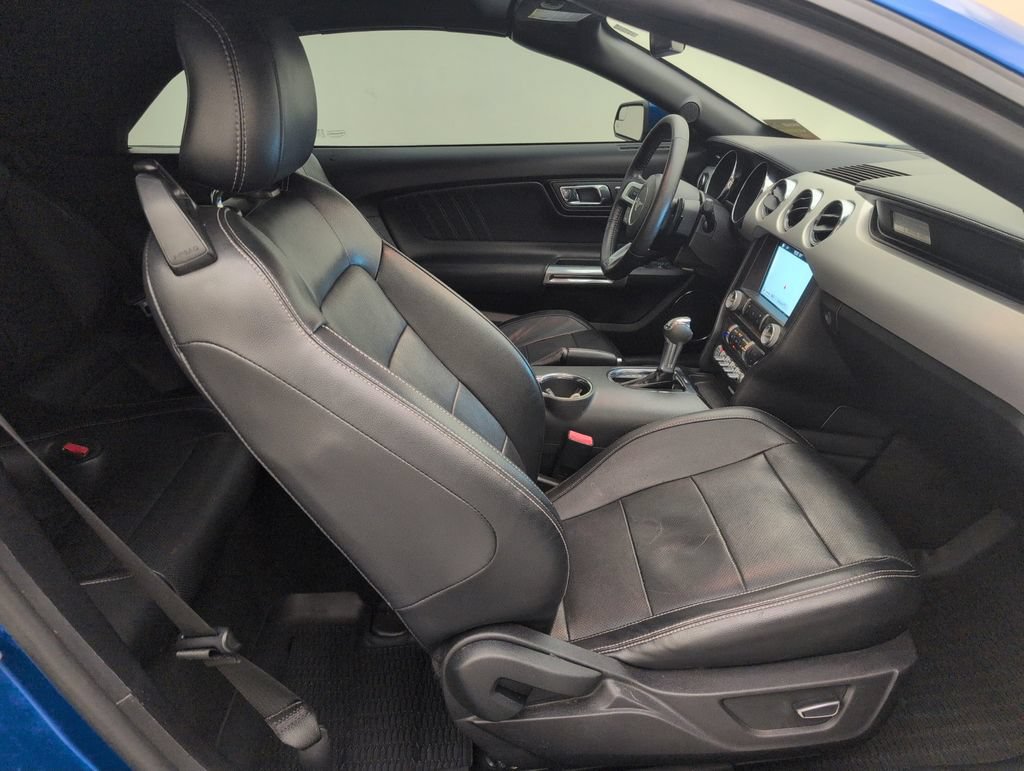 Used 2017 Ford Mustang Premium RWD image 10