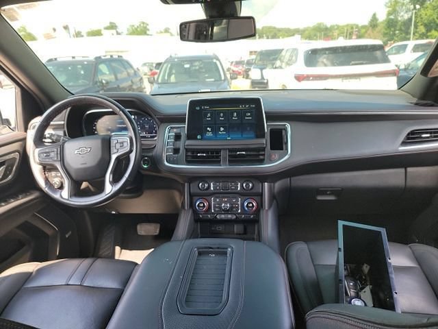 Used 2022 Chevrolet Tahoe RST w/ Luxury Package AWD/4WD image 10
