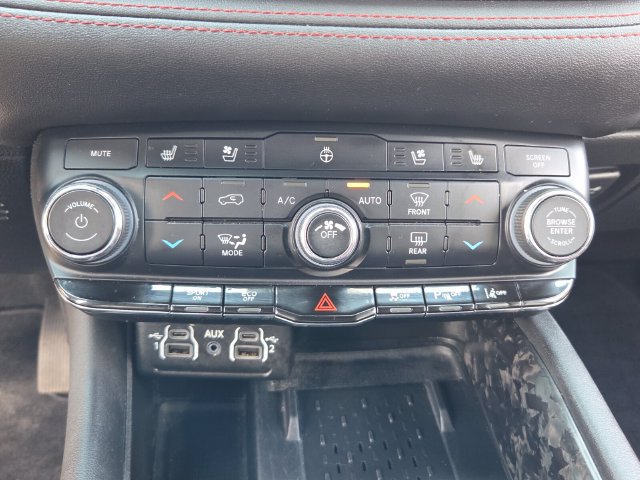 Used 2025 Dodge Durango R/T AWD/4WD image 49