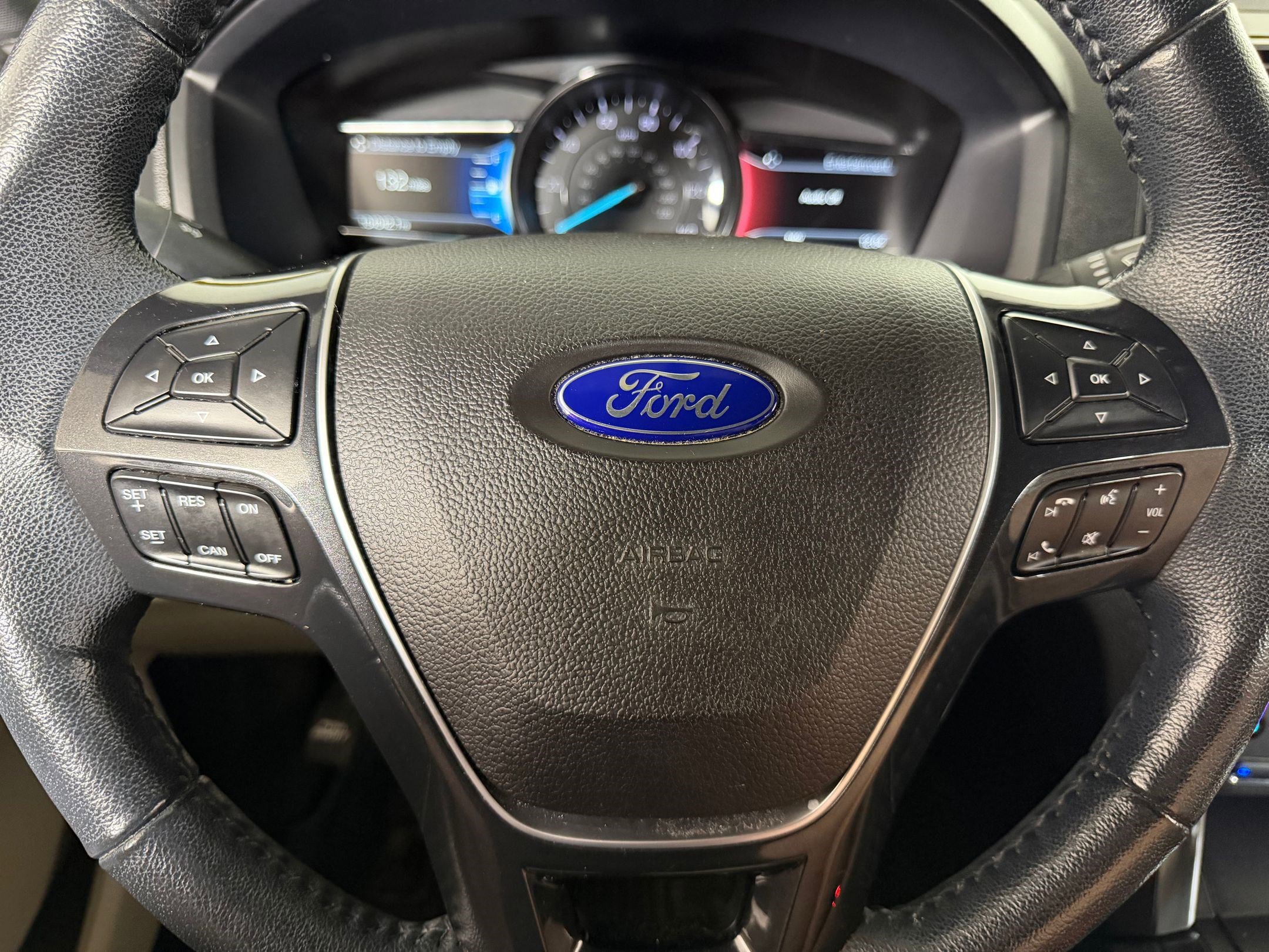 Used 2018 Ford Explorer Limited AWD/4WD image 13