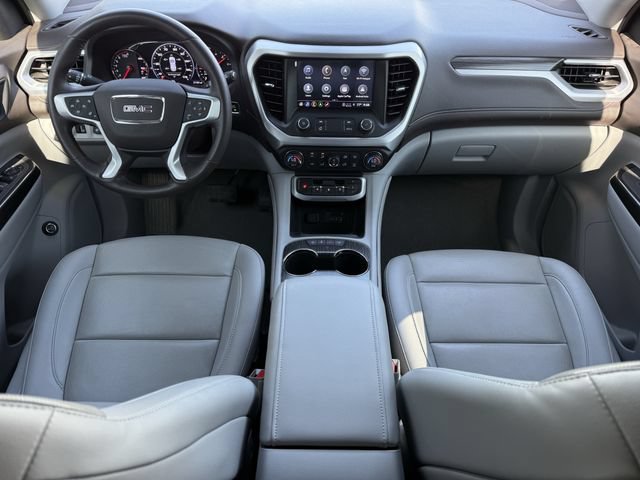 Used 2021 GMC Acadia SLT w/ Technology Package FWD image 11