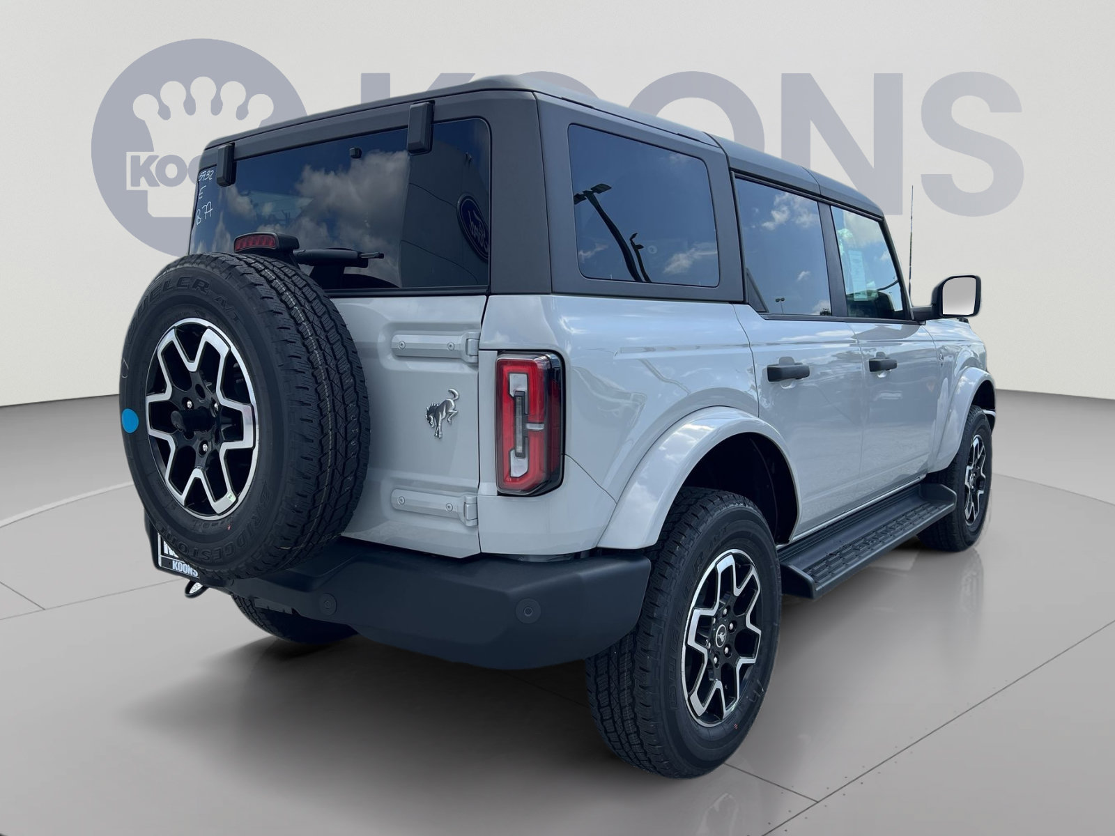New 2026 Ford Bronco Outer Banks AWD/4WD image 7