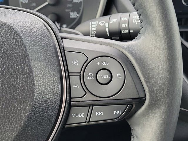 Used 2025 Toyota Corolla SE FWD image 20