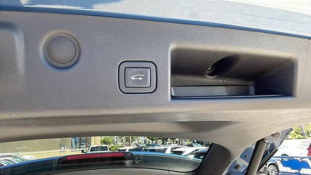 Used 2024 Chevrolet Equinox RS w/ RS Leather Package FWD image 32
