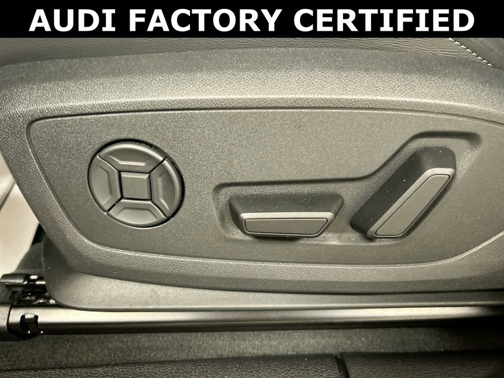 Certified 2025 Audi Q3 2.0T Premium w/ Black Optic Sport Package image 10