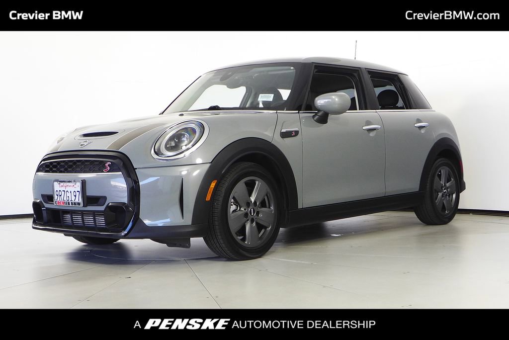 Used 2022 MINI Cooper S image 1