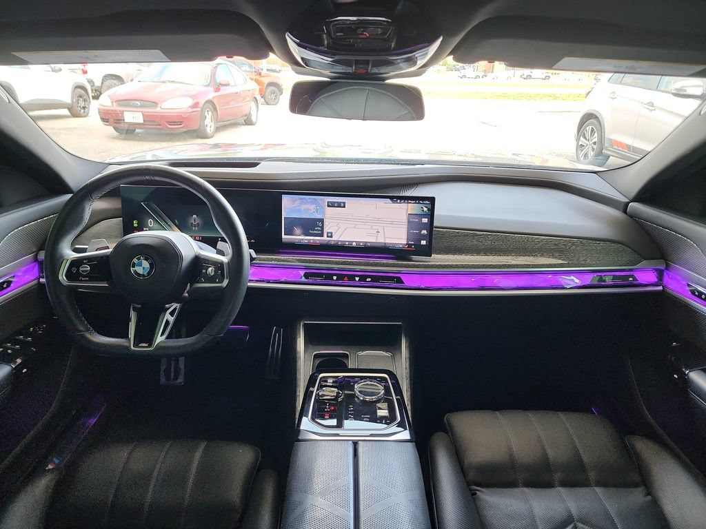 Used 2023 BMW 740i w/ Executive Package RWD image 18