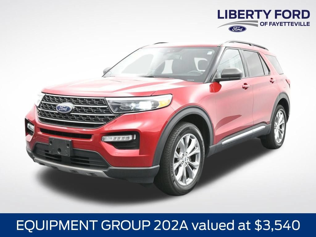 Used 2022 Ford Explorer XLT w/ Equipment Group 202A AWD/4WD image 1