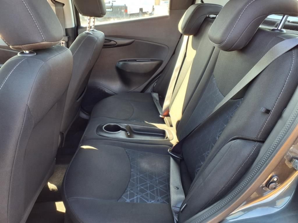 Used 2021 Chevrolet Spark LT image 29