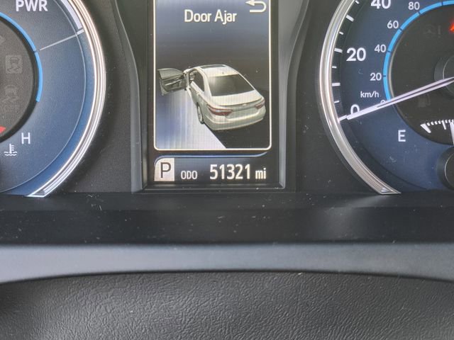 Used 2015 Toyota Camry XLE image 24