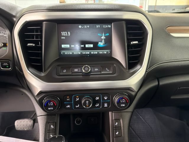 Used 2019 GMC Acadia SLE w/ LPO, Black Accent Package FWD image 16