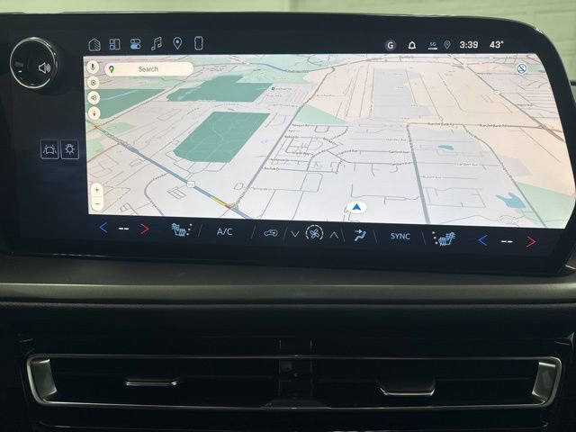 New 2026 Chevrolet Traverse LT w/ Sun and Wheel Package image 18