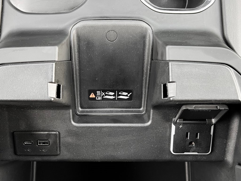 Used 2025 GMC Sierra 2500 Denali image 26