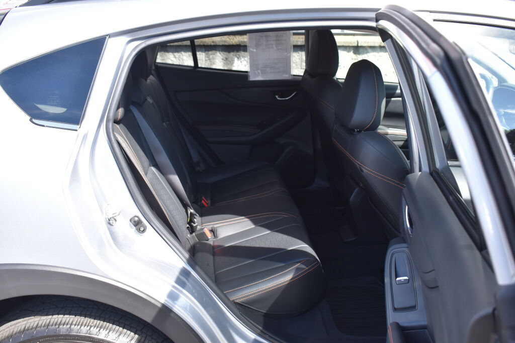 Used 2020 Subaru Crosstrek 2.0i Limited w/ Moonroof Package w/Navigation AWD/4WD image 23
