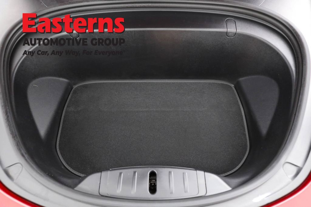 Used 2019 Tesla Model 3 Performance image 9