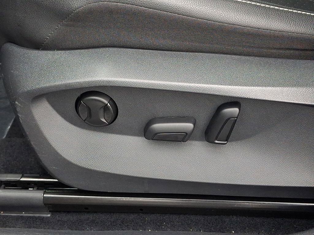 Certified 2022 Volkswagen Tiguan SE w/ Panoramic Sunroof Package image 27