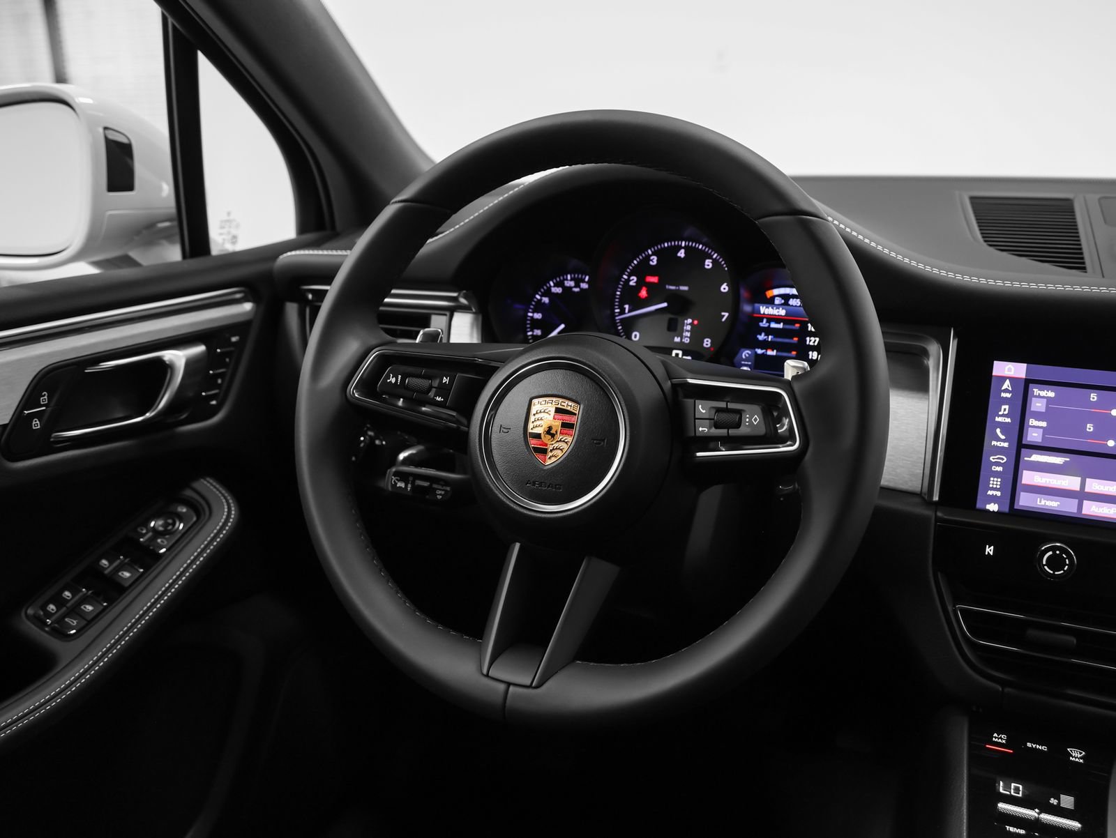 New 2026 Porsche Macan S AWD/4WD image 38