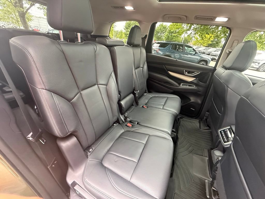 Used 2022 Subaru Ascent Limited w/ Technology Package AWD/4WD image 27