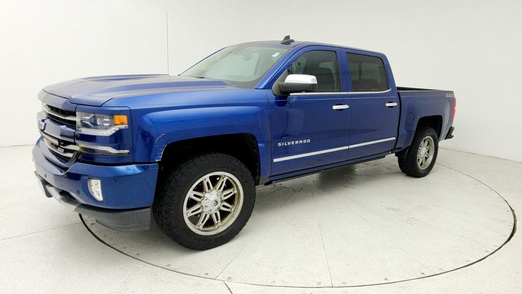Used 2017 Chevrolet Silverado 1500 LTZ Z71 w/ LTZ Plus Package image 4