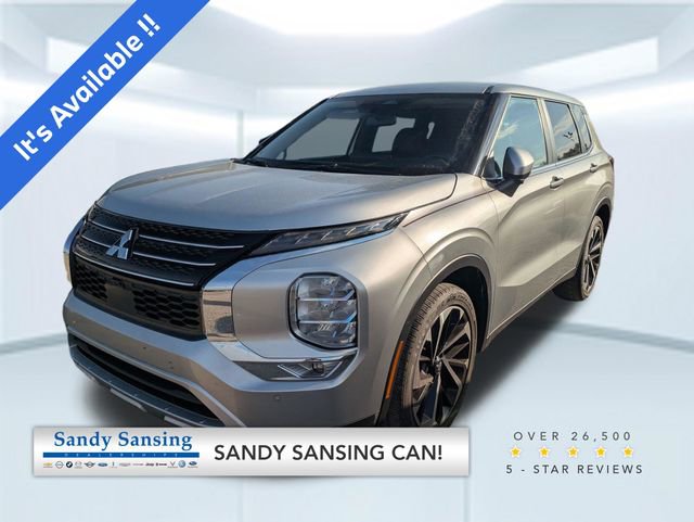 Used 2024 Mitsubishi Outlander SE