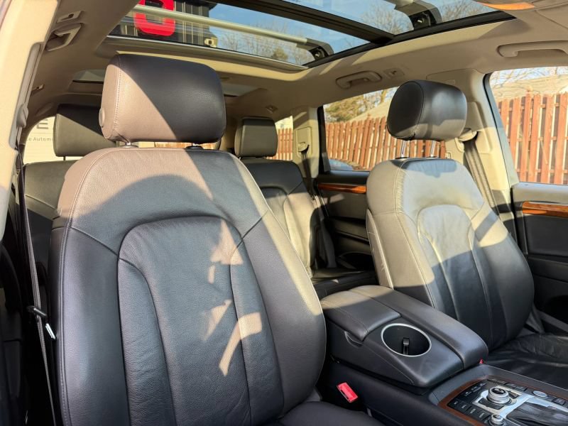 Used 2015 Audi Q7 TDI Premium Plus w/ Premium Plus Package AWD/4WD image 32