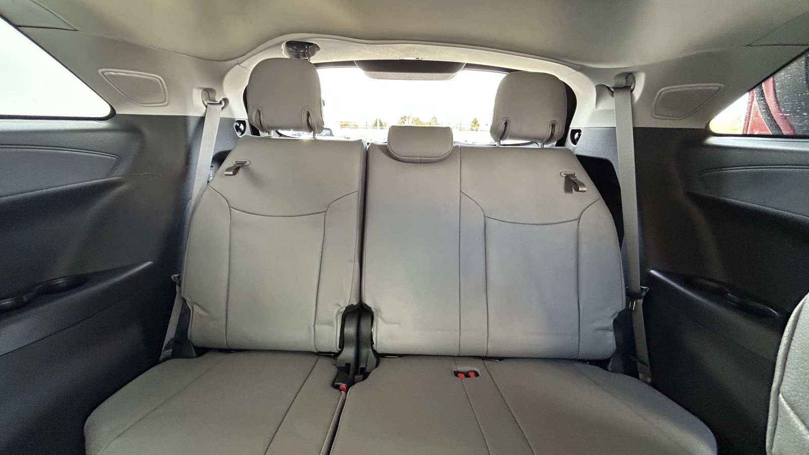 Used 2025 Toyota Sienna XLE w/ XLE Plus Package image 13