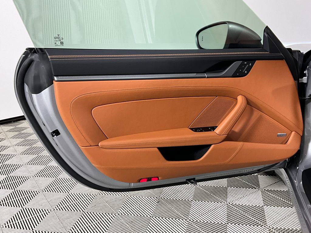 Used 2026 Porsche 911 Carrera image 18